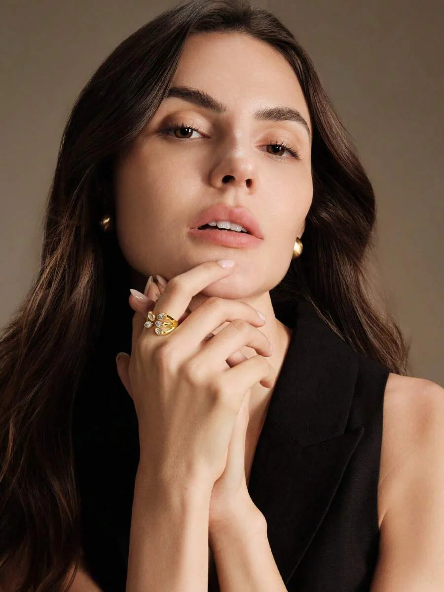 Anel Aberto com Diamante Folheado a Ouro 18K