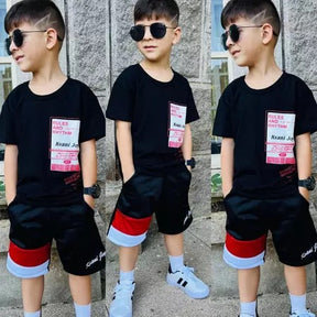 Conjunto Infantil Masculino  – Camisa e Bermuda Estilo Esportivo